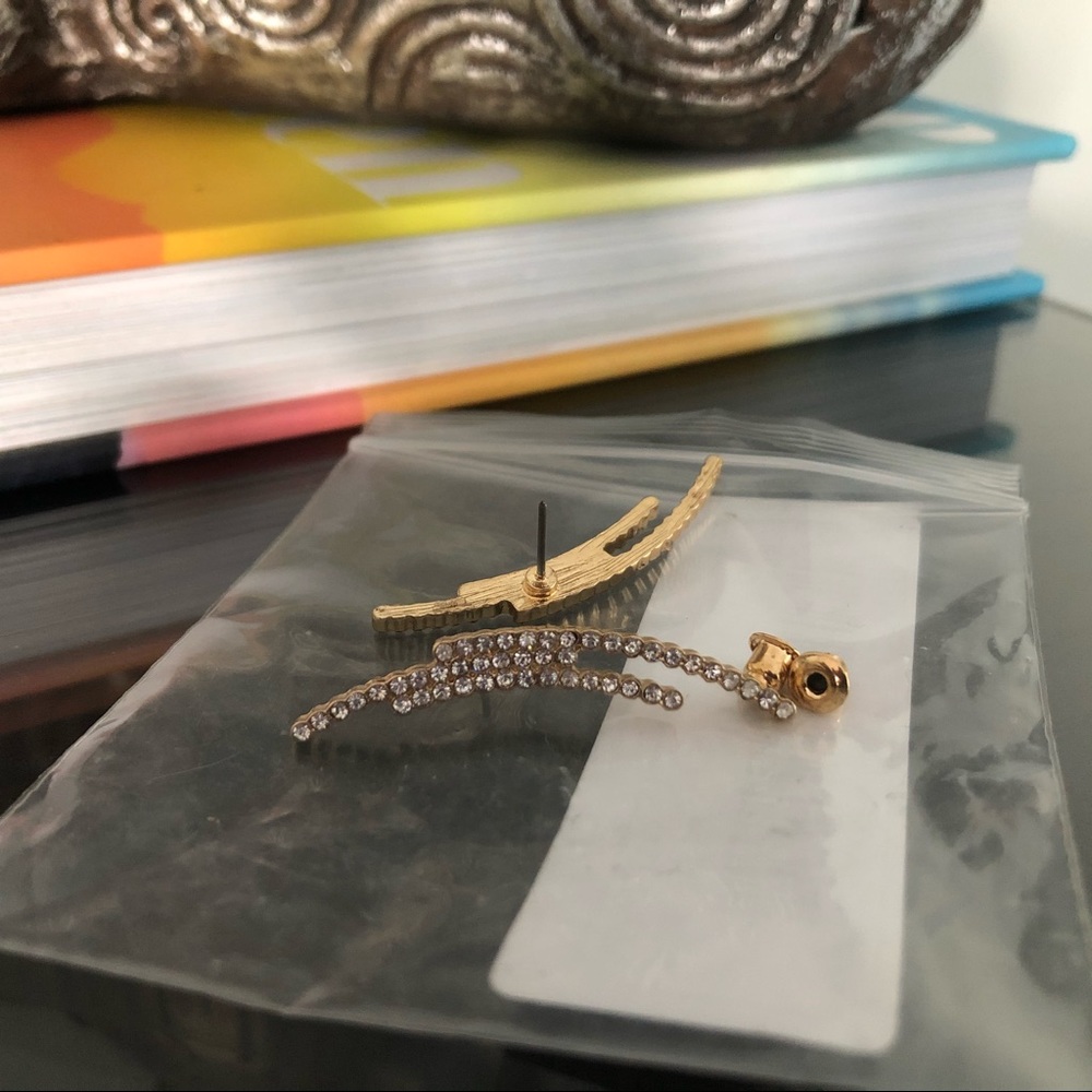 Gold earrings